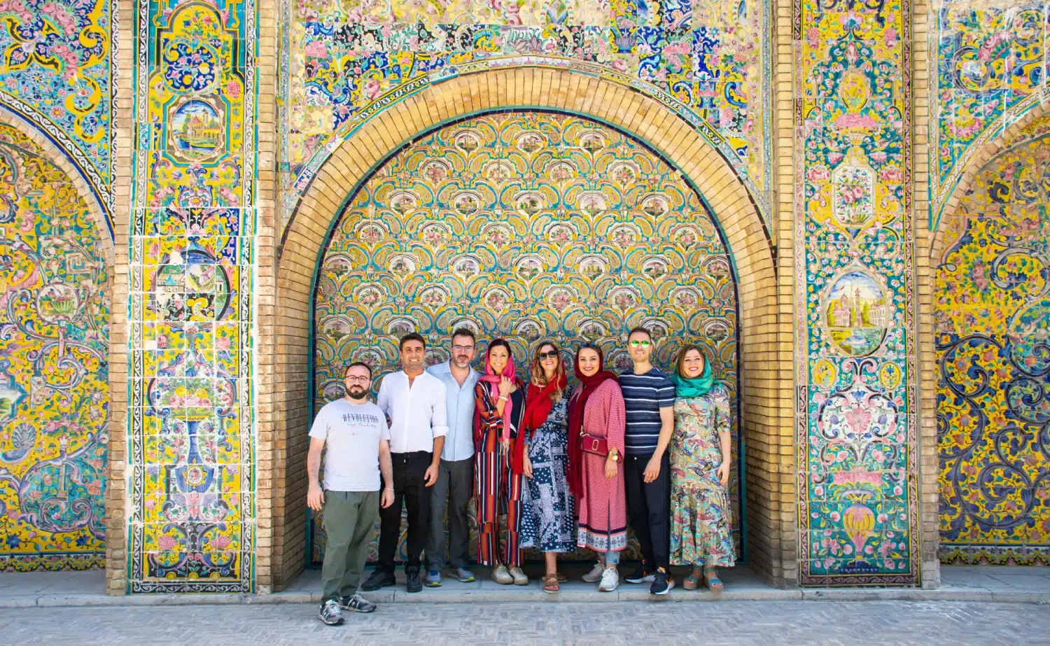 قواعد اللباس في إيران قواعد اللباس في إيران