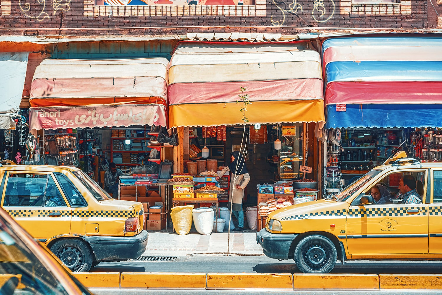 تاكسي شيراز تاكسي شيراز