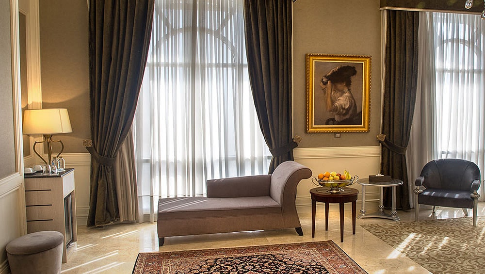 فندق اسبيناس بالاس رويال سويت هيد