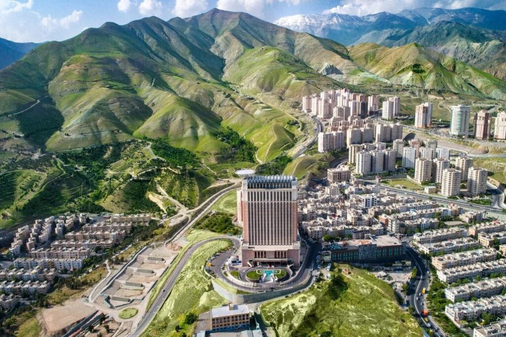 موقع فندق اسبيناس بالاس في طهران