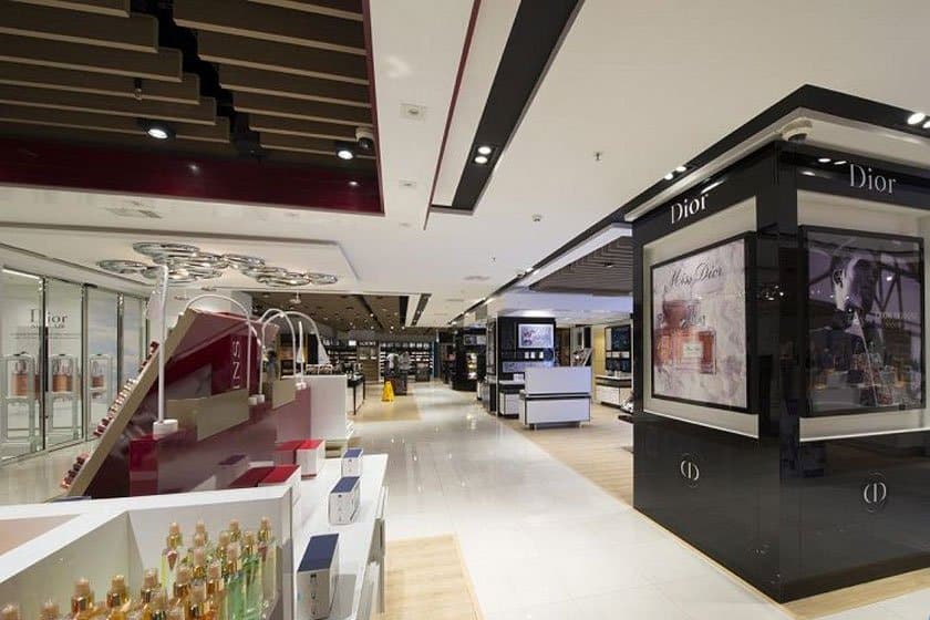 استكشف أفضل 14 مركز تسوق في طهران استكشف أفضل 14 مركز تسوق في طهران