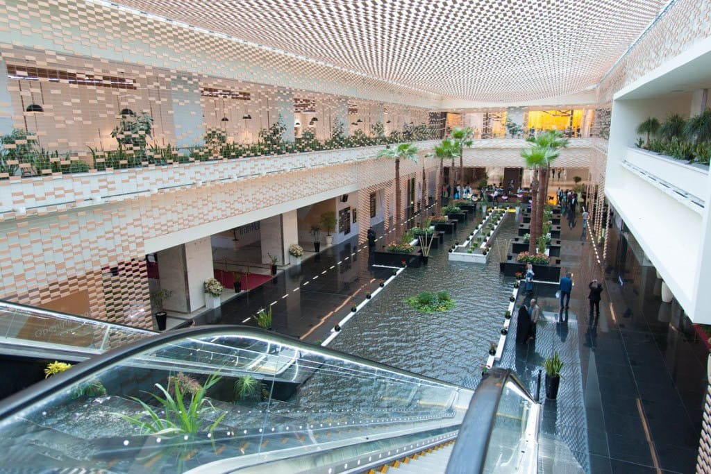 استكشف أفضل 14 مركز تسوق في طهران استكشف أفضل 14 مركز تسوق في طهران