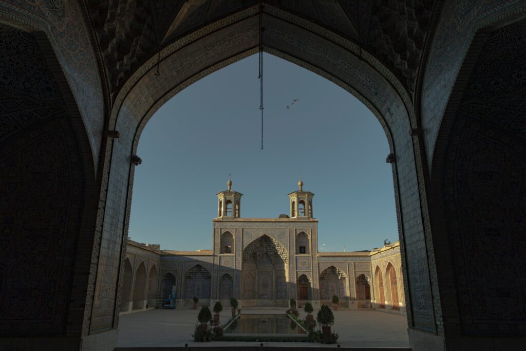 عمارة أصفهان لمصطفى معراجي
