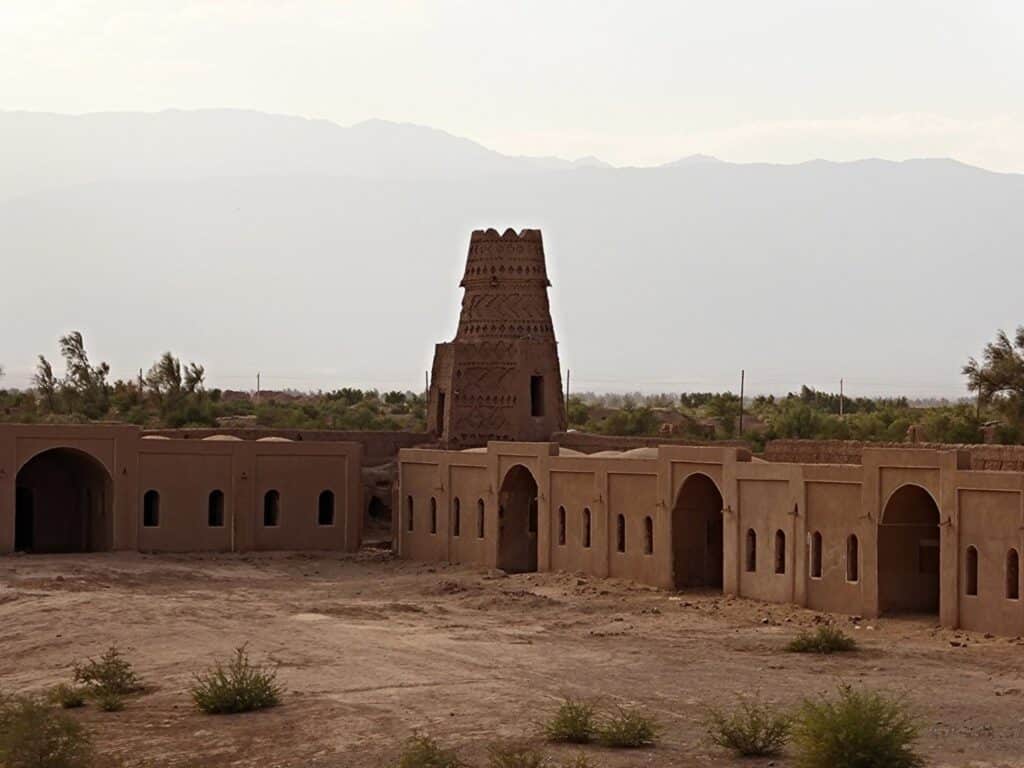 شافي آباد كارافانسيراي كرمان إيران