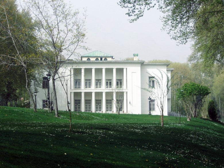 عمارة قصر سداباد