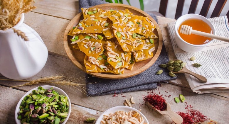 سوهان عسلي اصفهان سوهان عسلي اصفهان