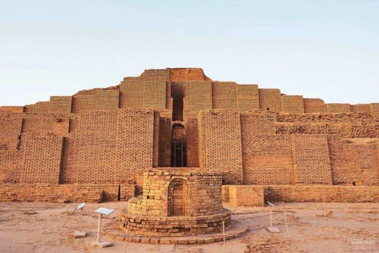 عمارة الزقورة
