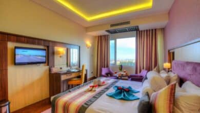 أفضل فنادق شهر العسل في إيران: ملاذات رومانسية أفضل فنادق شهر العسل في إيران (فندق بارسيان رامسار)