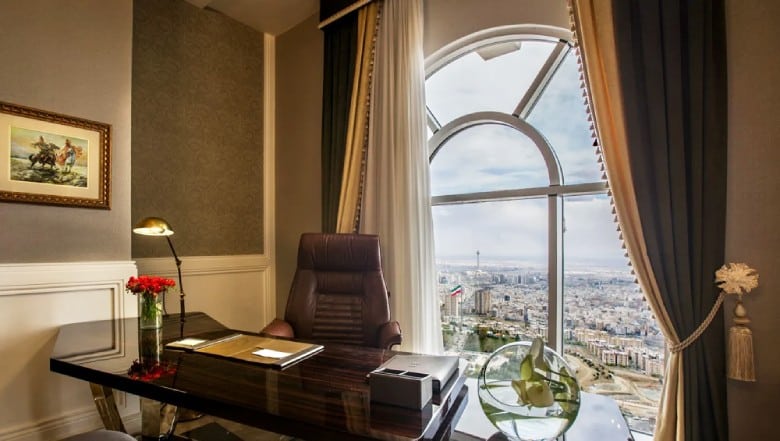 فندق اسبيناس بالاس، بريليانس دايموند في طهران فندق اسبيناس بالاس، بريليانس دايموند في طهران