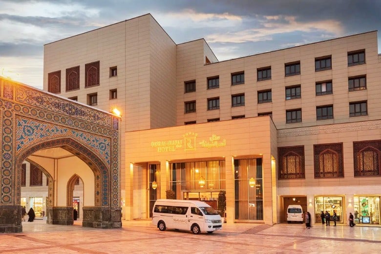 فنادق بأسعار مناسبة في مشهد – دليل شامل للزوار العرب فندق قصر الضيافة في مشهد