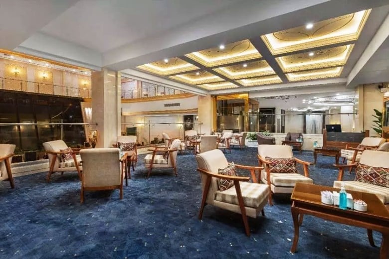 مطاعم ومقاهي فندق زيافات الزهراء مطاعم ومقاهي فندق زيافات الزهراء