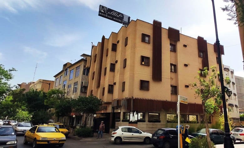 الفنادق المريحة والأفضل في شيراز: أين تقيم Roudaki Hotel Shiraz ()