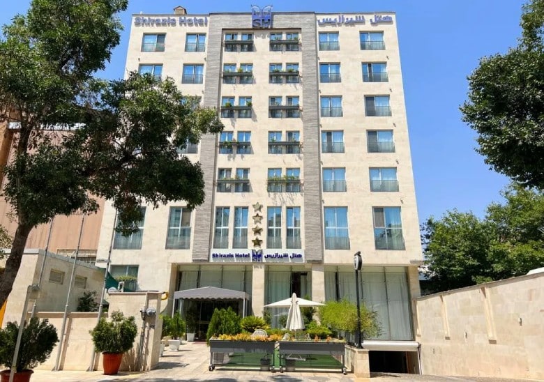 الفنادق المريحة والأفضل في شيراز: أين تقيم Shirazis Hotel Shiraz