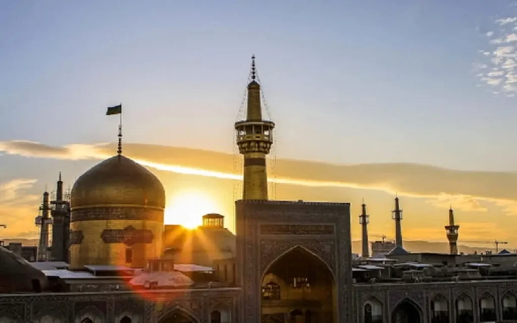 مرقد الإمام الرضا في مشهد