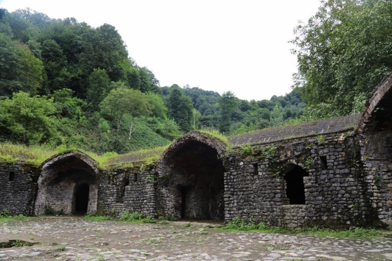 Qaleh Kohneh Caravanserai