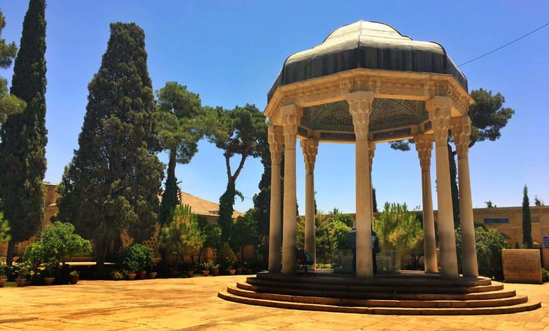 What Are Hafiz Poems About? 1 What Are Hafiz Poems About