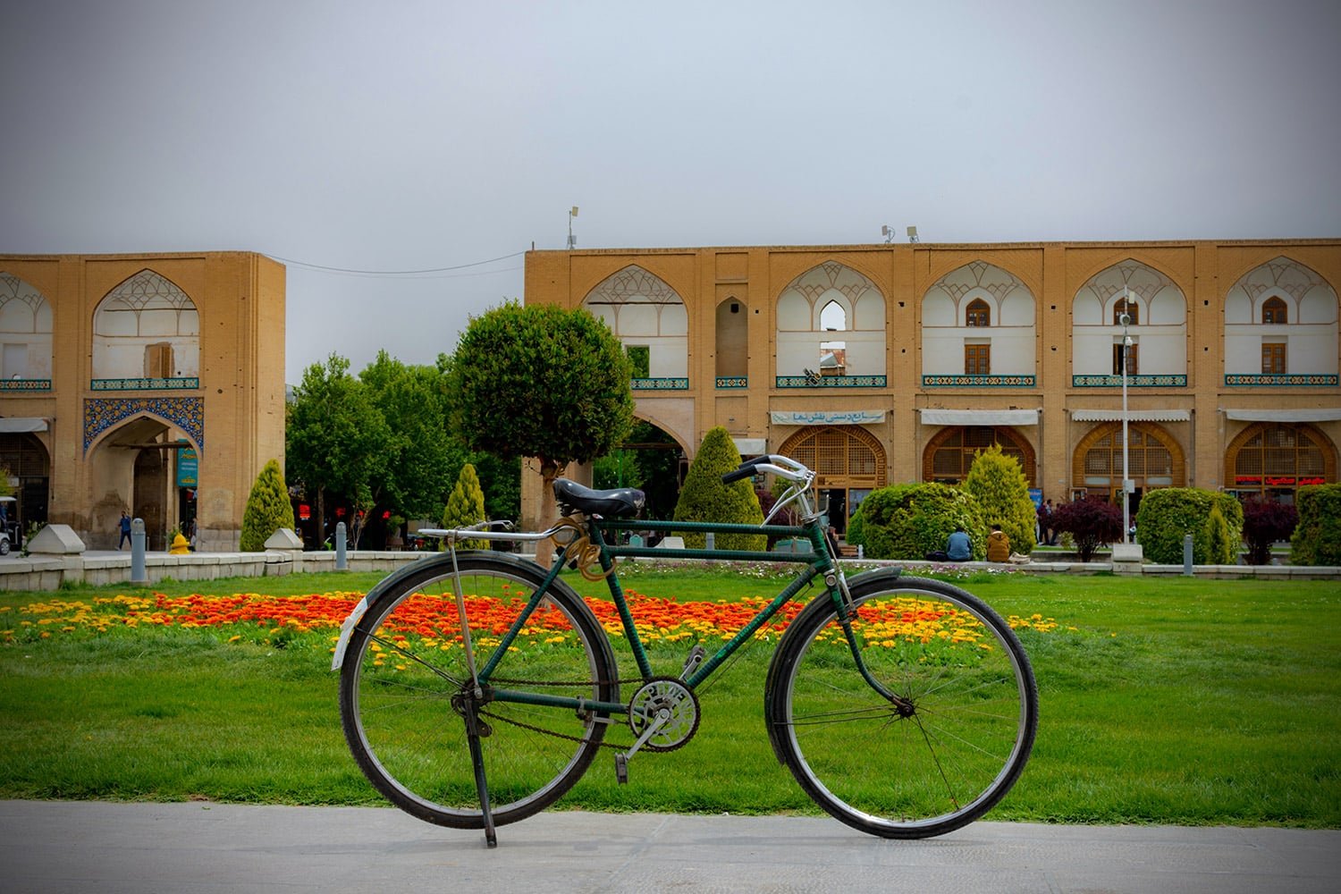 Isfahan Travel Guide: Must-See Sights And Attractions 29 Bicycle