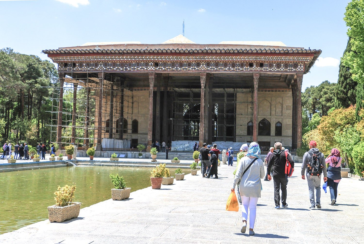 Isfahan Travel Guide: Must-See Sights And Attractions 9 Chehel Sotun