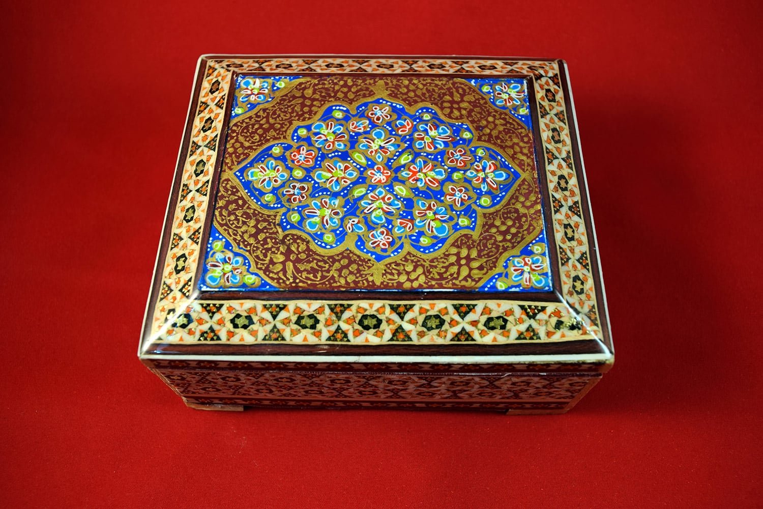 Isfahan Travel Guide: Must-See Sights And Attractions 36 Khatam Kari