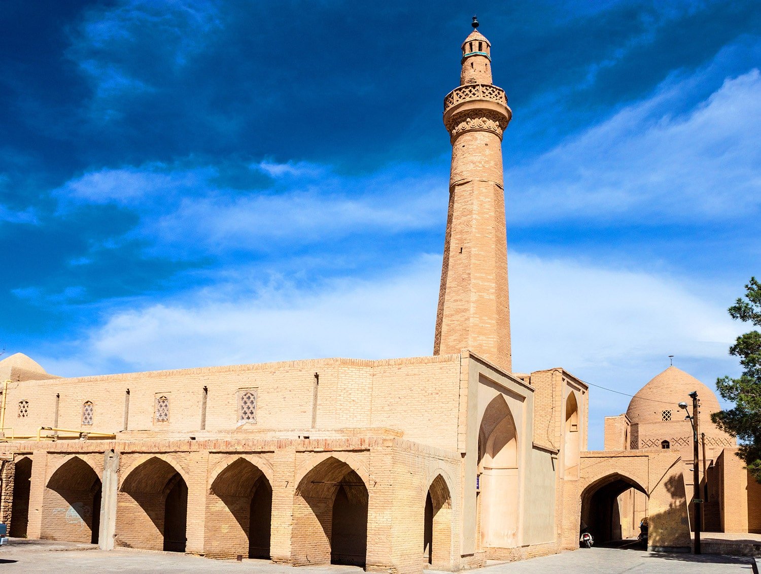 Isfahan Travel Guide: Must-See Sights And Attractions 25 Naein