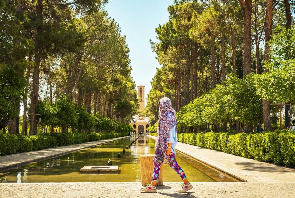 Wander The Historic Alleys Of Fahadan Neighborhood 7 Dowlat Abad Garden