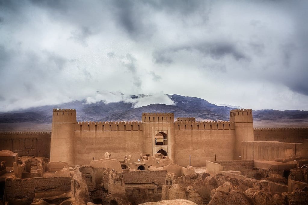 Image Rayen Castle