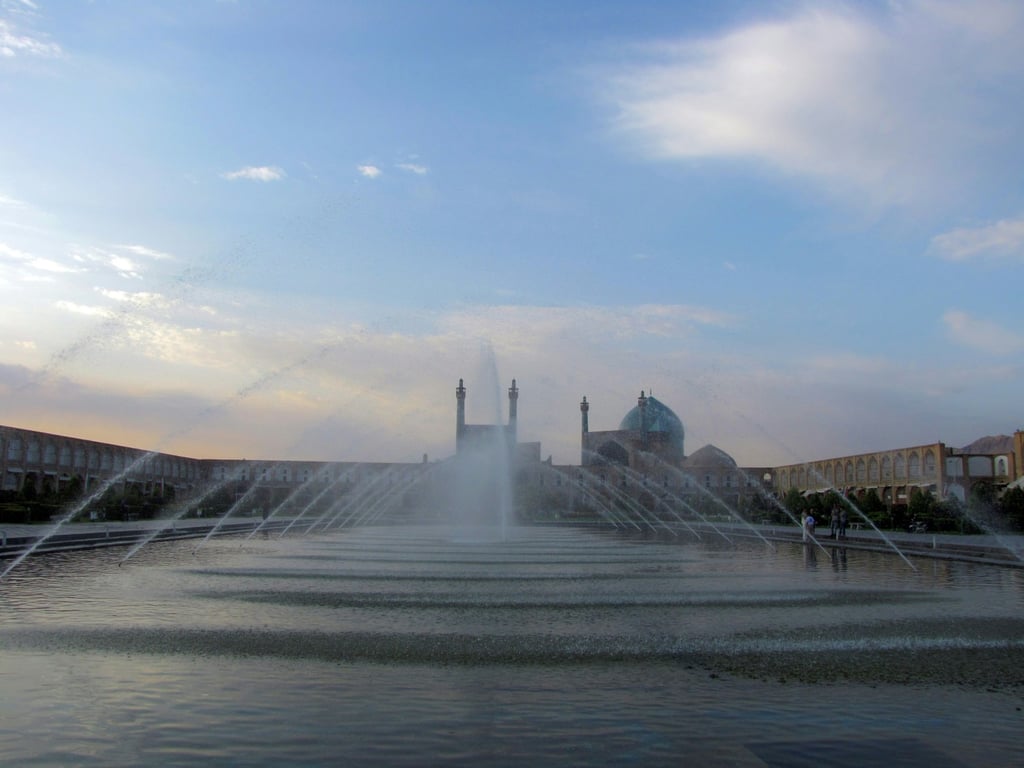 Isfahans Architecture in Naqsh e Jahan Square by Mostafa Meraji