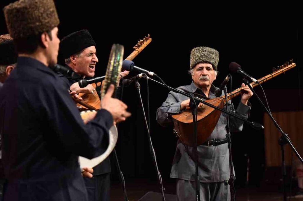 Ashighi Performance In Tabriz By Fajr Music Festival Ashighi Performance In Tabriz