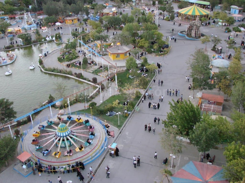 Baghlar Baghi Park In Tabriz 