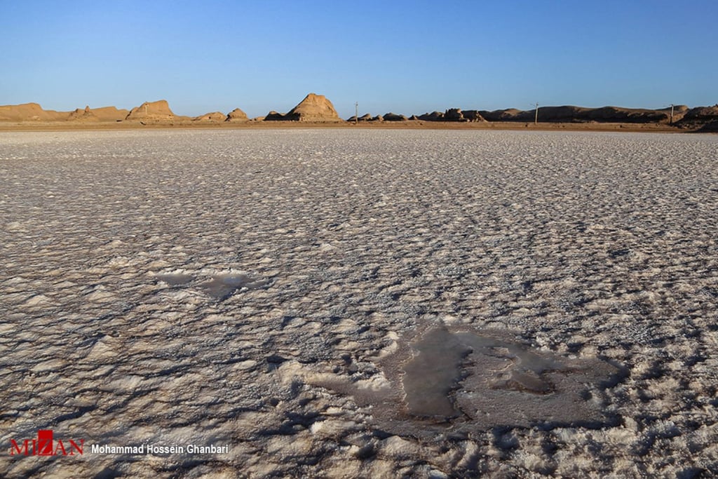Eggshell Salt Pan In Shahdad Desert