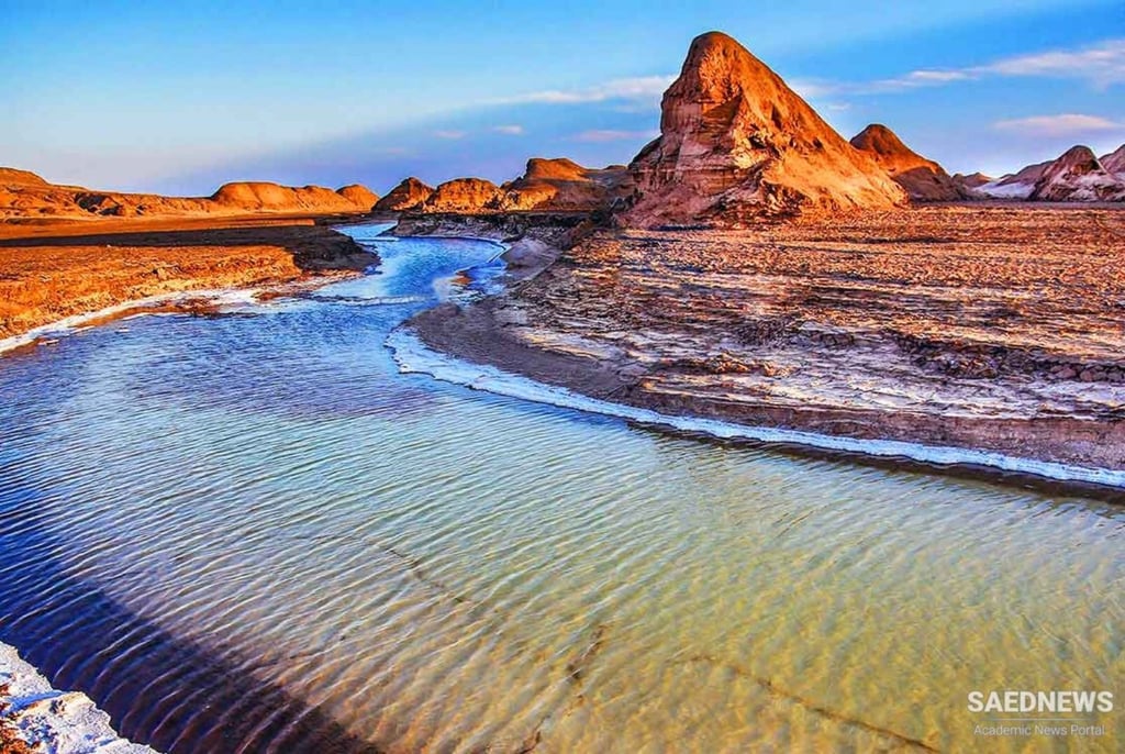 Shoor River In Shahdad Desert