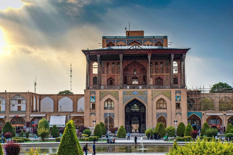 Ali Qapu Palace Isfahan Iran Ali Qapu Palace, Isfahan, Iran