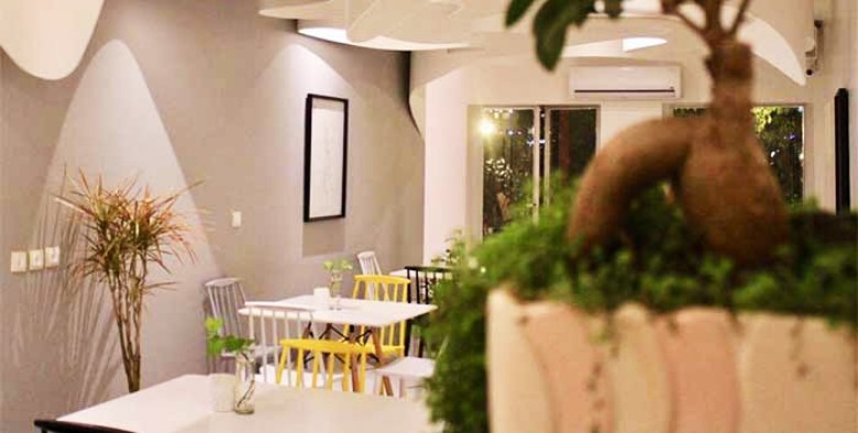 The Best Restaurants And Cafes In Shiraz (Top 10) 18 Aban Café, Shiraz