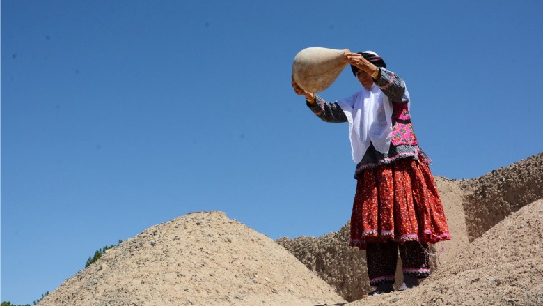 Pottery-Breaking for Chaharshanbe Suri