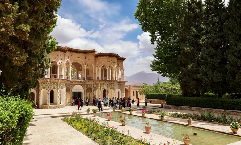 Shahzadeh Mahan Garden: A Paradise In The Heart Of The Desert 1 Shahzadeh Mahan Garden, Kerman, Iran