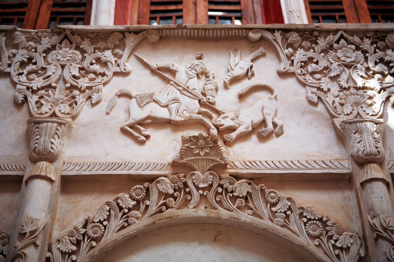 Borujerdi House Kashan: A Masterpiece Of Persian Architecture 8 The Decoration Of Borujerdi Historical House