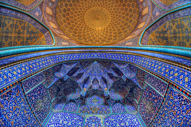 Architecture of Sheikh Lotfollah Mosque in Isfahan