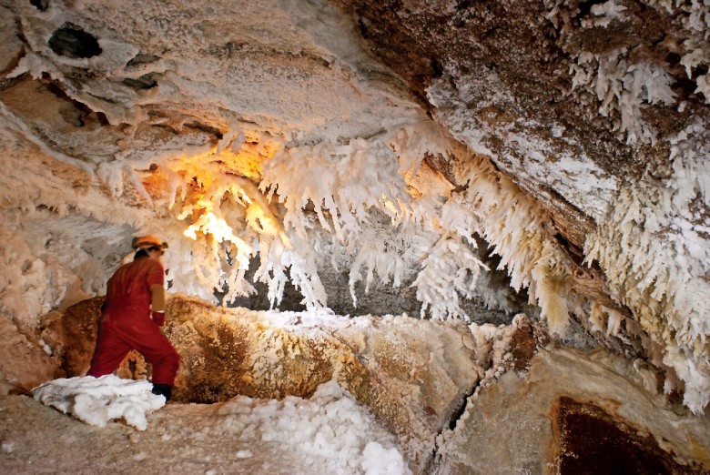 Namakdan Cave In Qeshm