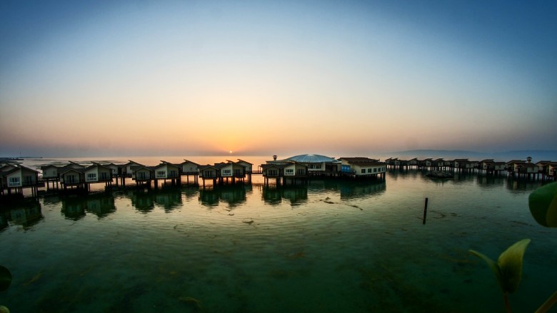 What Are The Top 5-Star Hotels In Kish? 7 Toranj Hotel Kish