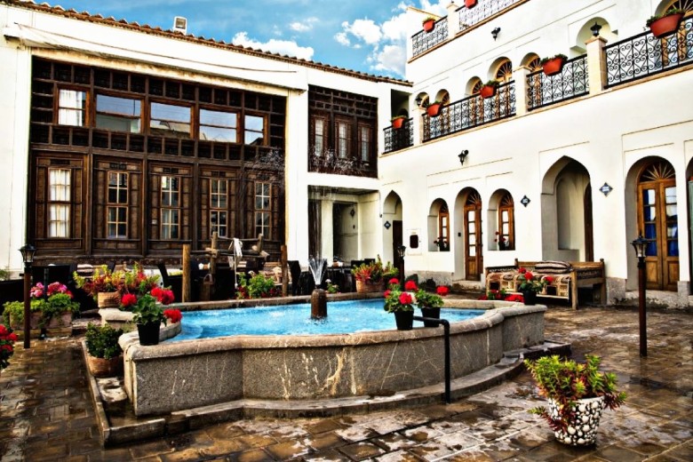 Discover Traditional Hotels In Isfahan For An Authentic Experience 3 Atiq Traditional Hotel Isfahan