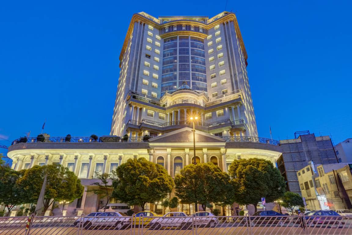 Best Honeymoon Hotels In Iran: Romantic Getaways 4 Ghasr Talaee Hotel, Mashhad