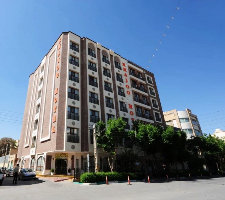 Affordable Hotels In Isfahan: Your Ultimate Budget Stay Guide 10 Khajoo Hotel, Isfahan