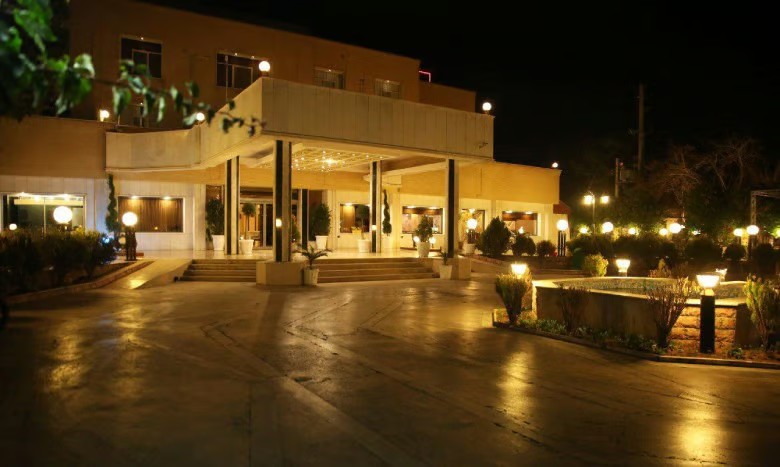 Comfortable And Best Hotels In Shiraz: Where To Stay 11 Park Saadi Hotel Shiraz