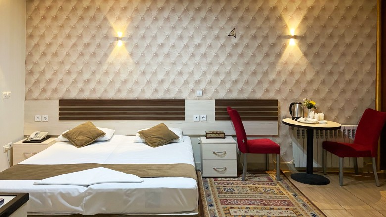 Affordable Hotels In Isfahan: Your Ultimate Budget Stay Guide 2 Sepahan Hotel, Isfahan