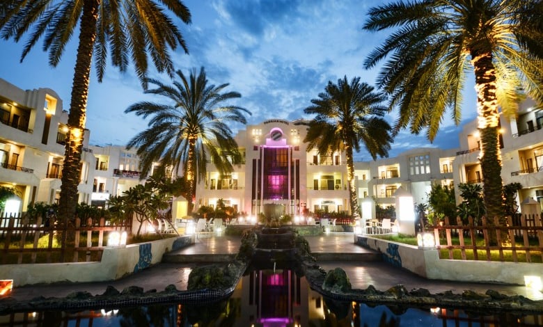 Top 3-Star Hotels In Kish: A Comprehensive Guide 1 Top 3-Star Hotels In Kish Island (Parsian Hotel)