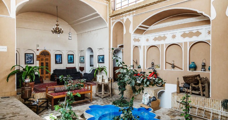 Top Traditional Hotels In Yazd (Vali Hotel)