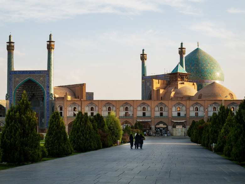 Visiting Shah Mosque In Isfahan