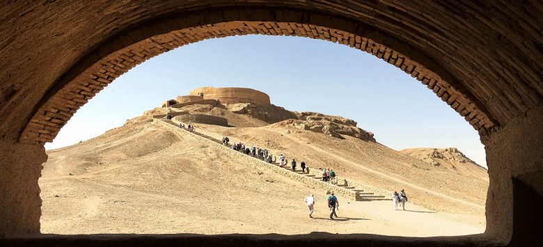 Explore The Zoroastrian Towers Of Silence In Yazd 4 A Zoroastrian Dakhmeh In Yazd