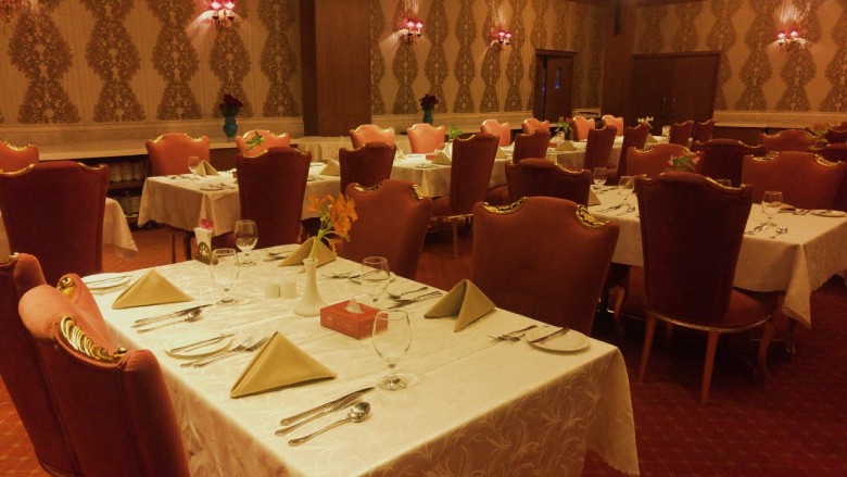 Classic Restaurant Of Hotel Zandiye Shiraz