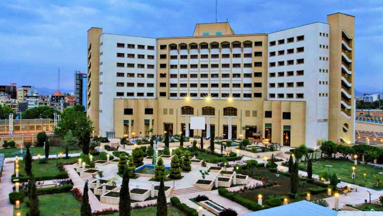 Which Hotels In Iran Offer Hourly Reservations? 9 Pars Kerman Hotel